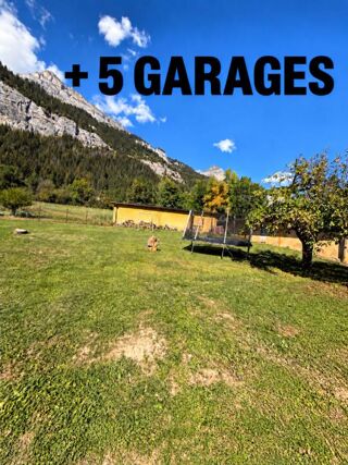 Vente Terrain EXCLUSIVITÉ, PASSY ,PLATEAU D'ASSY Terrain constructible de 866 M2 + 5 Garages box fermés , 350 000 Euros Passy