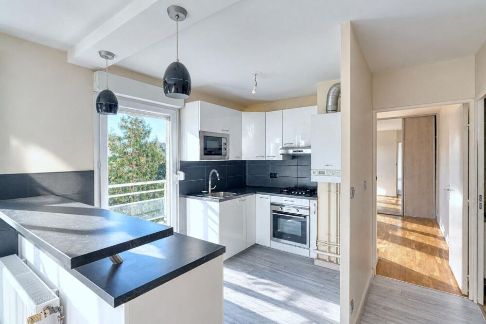 Vente Appartement EXCLUSIVITE - Rhône - Lyon 8ème - Appartement 2 pièces, 48m2 + balcon, 14m2 Lyon 8