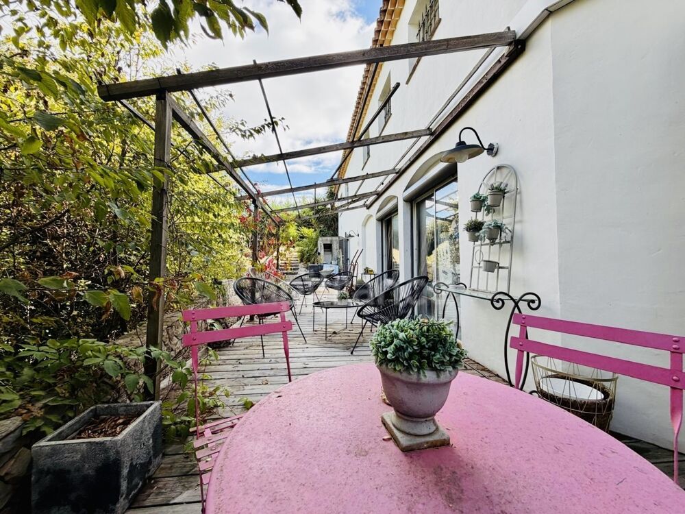 à vendre  Maison Cagnes-sur-Mer (06800)