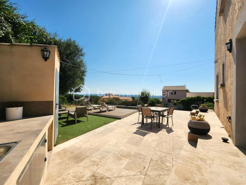 Villa familiale 129 m² 5 chambres avec piscine