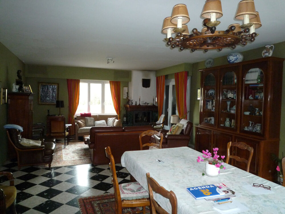 � vendre  Propri�t�/ch�teau Montdauphin (77320)