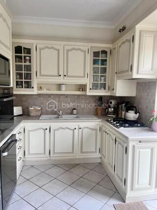  Propriété/château à vendre 7 pièces 200 m²