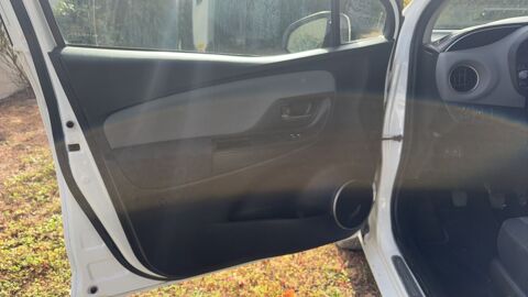 Yaris 1.0 VVT-i 69 Dynamic 2016 occasion 13750 Plan D Orgon