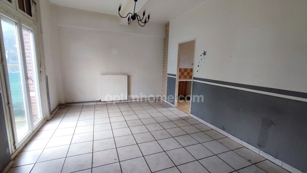 Maison 4 pièces 83 m² · à Nesle · 83 m² · 80 000 €