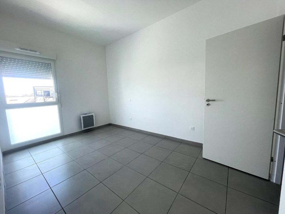 Location Appartement T2 NEUF avec terrasse et parkings à AGDE Agde