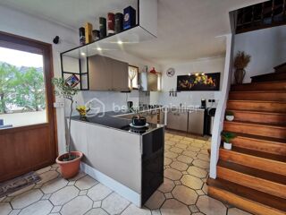  Maison � vendre 10 pi�ces 222 m�