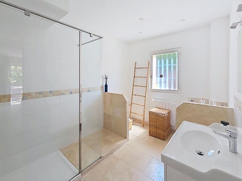 à vendre  Villa Sanary-sur-Mer (83110)