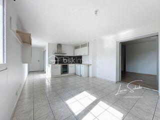  Appartement � vendre 3 pi�ces 64 m�