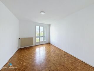  Appartement à louer 3 pièces 60 m²