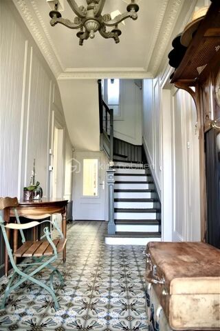  Propriété/château à vendre 8 pièces 220 m²