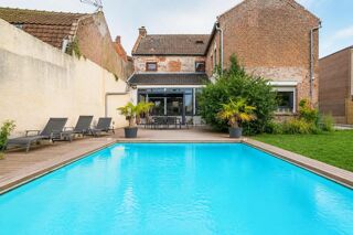  Propriété/château à vendre 8 pièces 240 m²