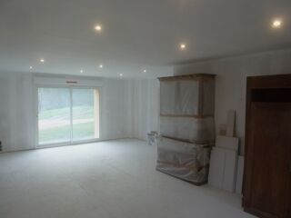  Immeuble  vendre 15 + pices 500 m