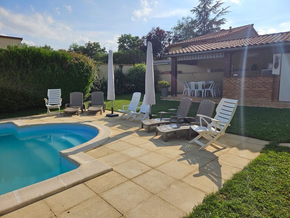 Vente Maison *** EXCLUSIVITE *** MAISON FAMILIALE AVEC PISCINE JARDIN ET DOUBLE GARAGE  *** ST-GEORGES-SUR-ALLIER 63800 *** Saint georges sur allier