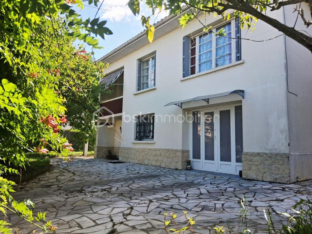 Vente Maison A SAISIR Maison de 120 m² + Dépendance Située rive droite de Villeneuve-sur-Lot Villeneuve sur lot