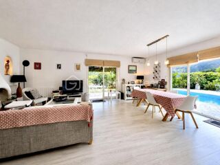  Propriété/château à vendre 4 pièces 106 m²