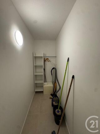  Appartement à louer 2 pièces 50 m²