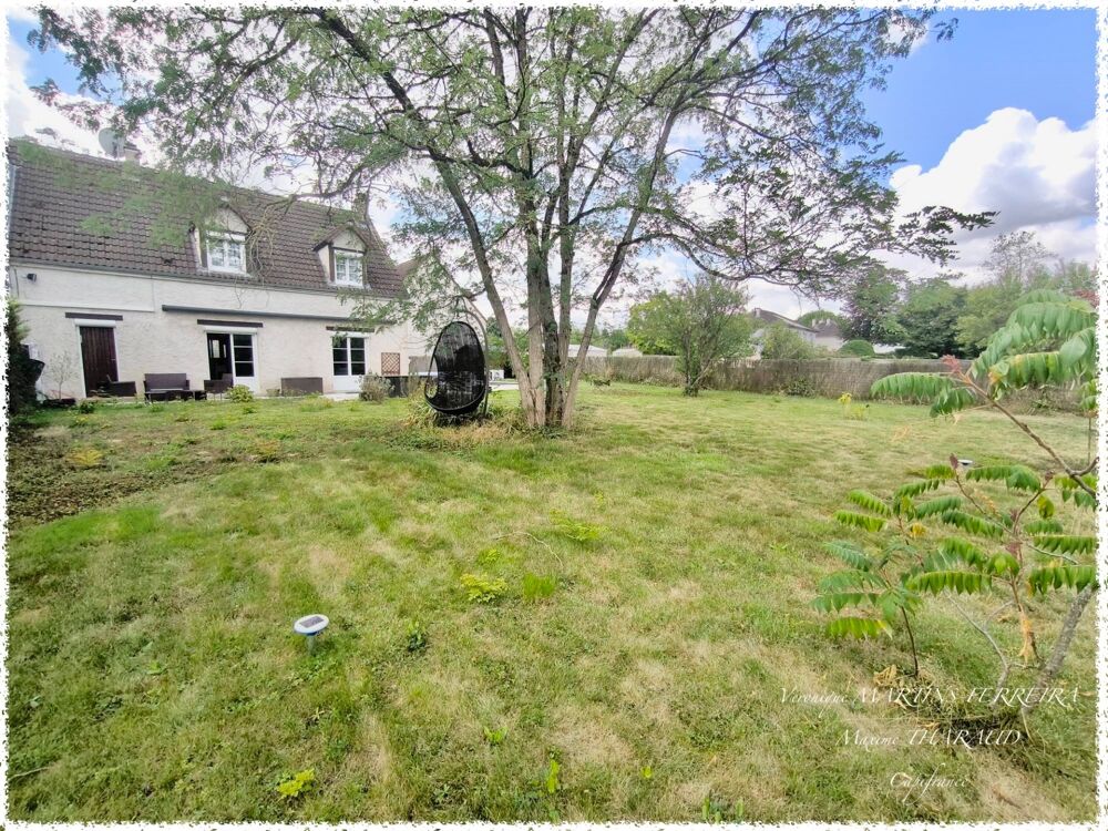 Vente Maison À vendre – Maison familiale 5 pièces avec jardin, terrasse et piscine à MÉREAU Mereau