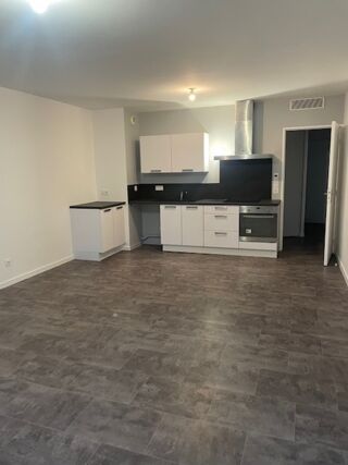  Appartement � vendre 4 pi�ces 79 m�