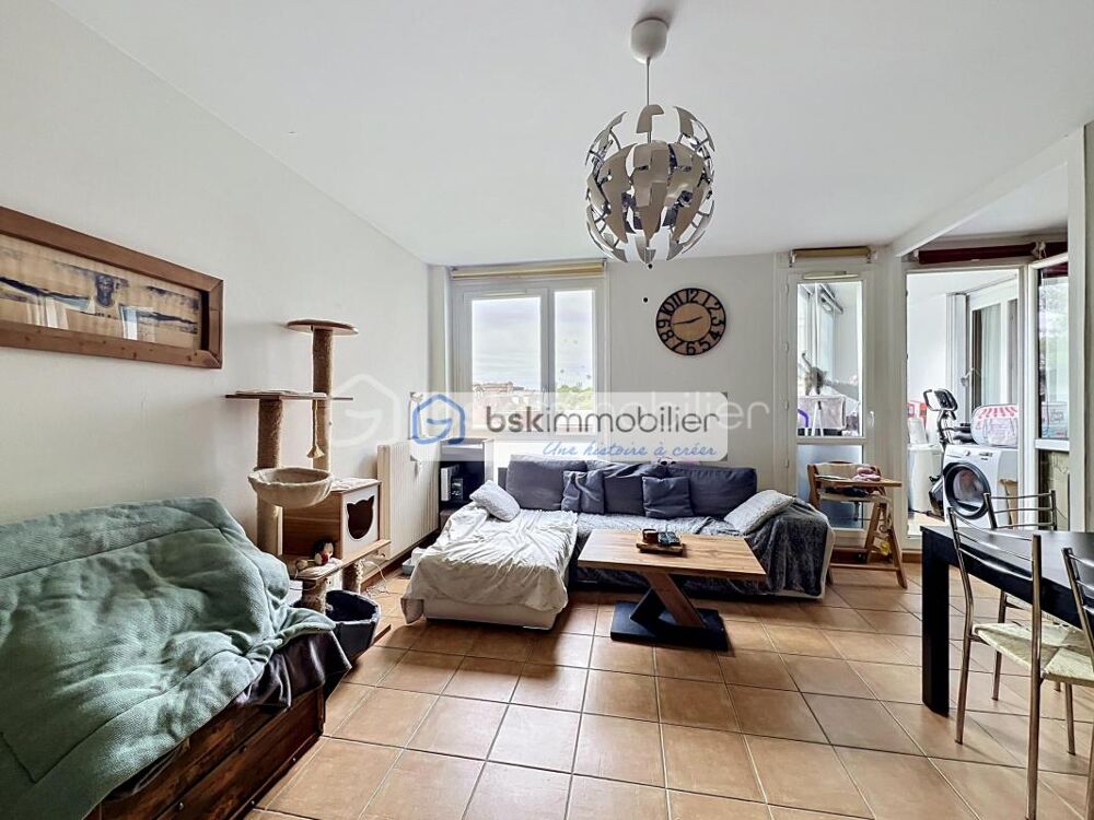 Vente Appartement ? CORBEIL-ESSONNES (91) - Rive droite · Place Saint-Léonard Beau 3 pièces lumineux, balcon, parking - résidence gardée, charges Corbeil essonnes