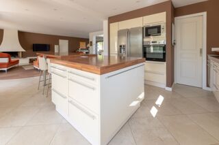  Villa � vendre 8 pi�ces 271 m�