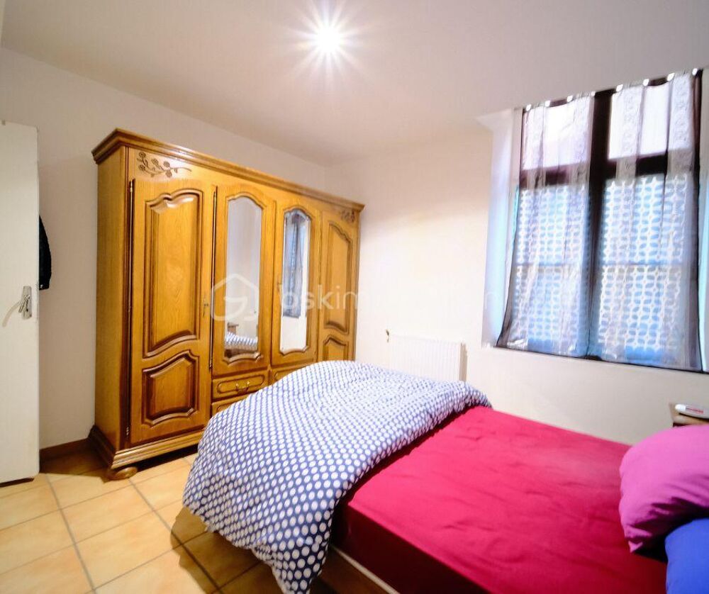 Vente Immeuble EXCLUSIF - IMMEUBLE DE RAPPORT 20 APPARTEMENTS - SEDAN Sedan