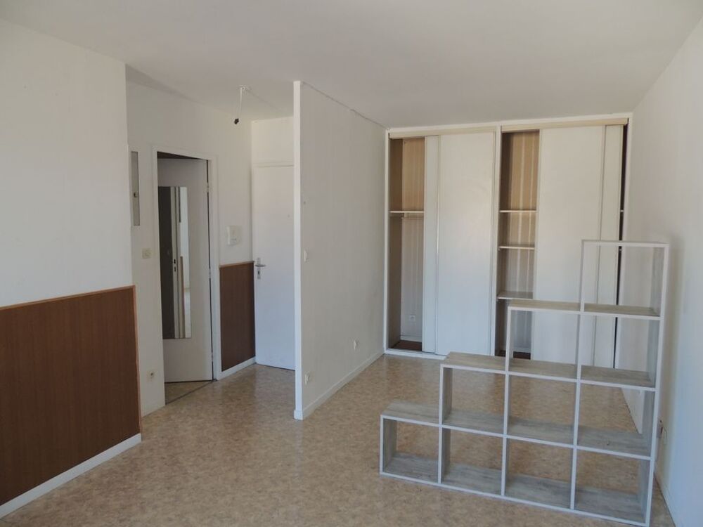 Location Appartement Studio de 32m2 à louer sur Poitiers Poitiers