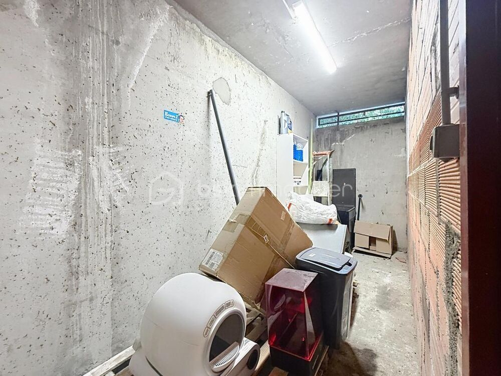 APPARTEMENT 4 PIÈCES DE 83 m2 AVEC PARKING ET CAVE