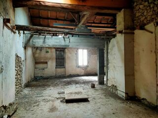 Vente Maison MAISON EN PIERRE A RÉNOVER 360 m² AVEC GARAGE Pujols