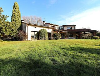  Maison � vendre 6 pi�ces 204 m�