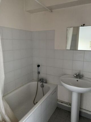  Appartement à louer 1 pièce 24 m²