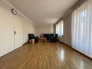  Appartement  vendre 4 pices 108 m