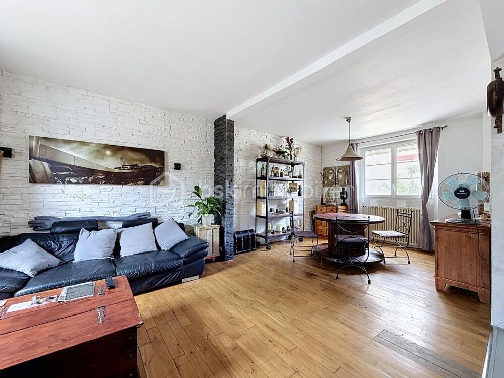 Vente Maison Maison en pierre 90 m² – 3 chambres – Piscine – Studio indépendant – Champagne-sur-Seine Champagne sur seine