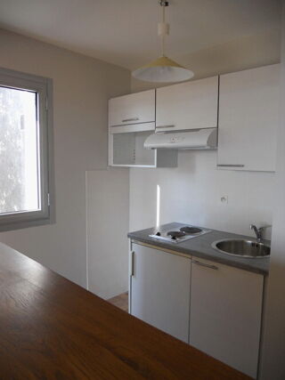  Appartement à louer 2 pièces 42 m²