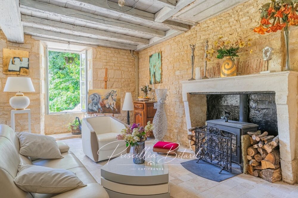 Propriété de caractère dans un écrin de verdure, proche de La Rochelle