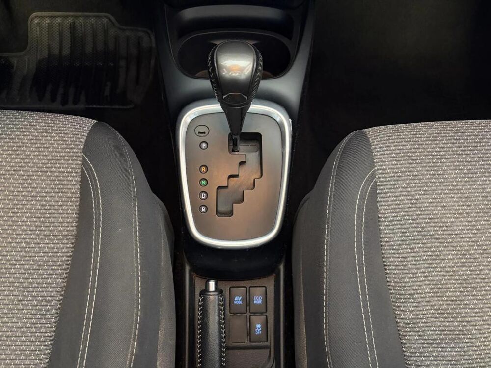 Yaris Dynamic Hybrid 2015 occasion 34500 B&eacute;ziers
