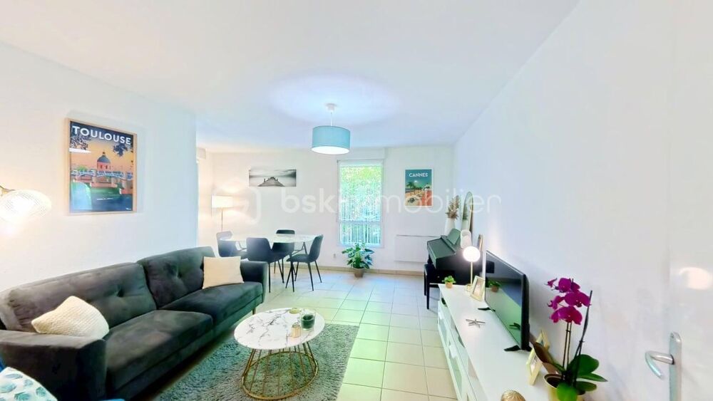 Vente Appartement Bel appartement T3 lumineux avec terrasse, piscine et stationnements sécurisés - Grenade (31330) Grenade