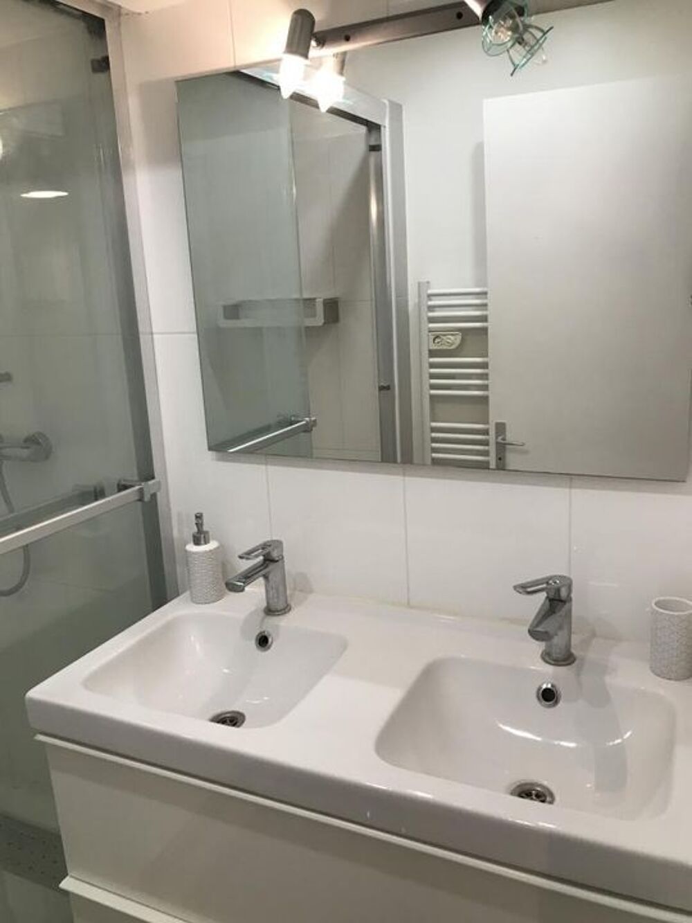 Location Appartement Studio de 28m2 à louer sur Paris 20 Paris 20