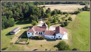  Propriété/château à vendre 7 pièces 297 m²