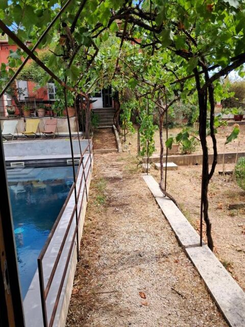  Appartement  louer 1 pice 40 m