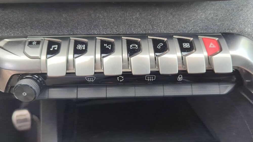 3008 1.2 PureTech 130 GT Line 2019 occasion 51000 Chalons En Champagne