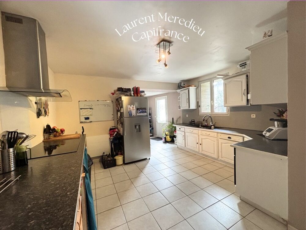 Maison de 140 m² avec grand chai et terrain de 1 400 m²  Pleine Selve