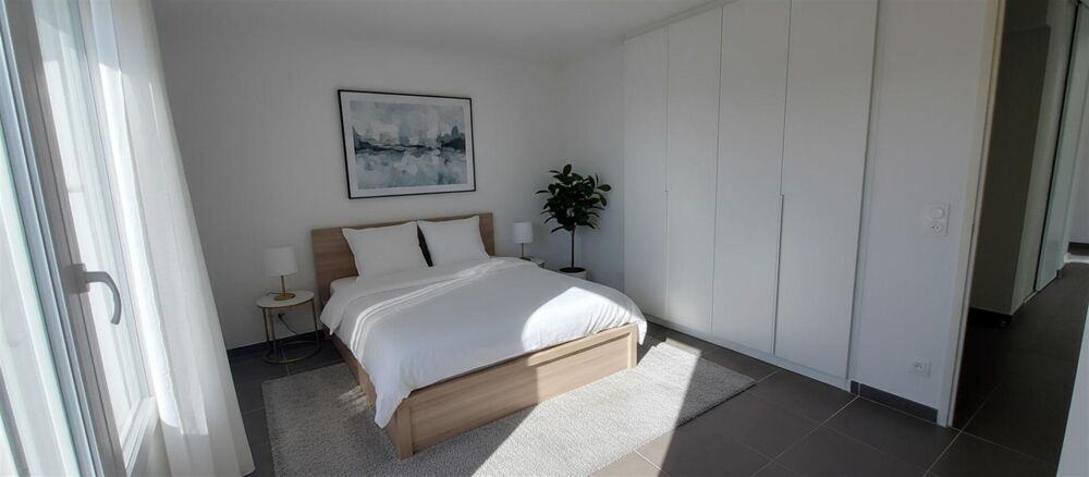 Vente Appartement 30.GARD.NIMES. Appartement de standing de 69 m² avec terrasse de 46 m² et double garage dans résidence hautement sécurisée Nimes