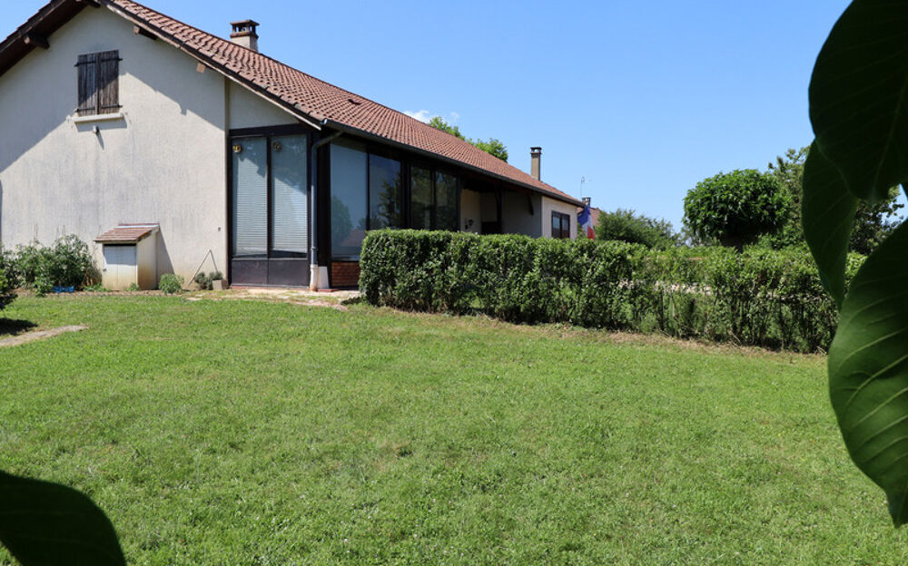 ROMENAY, joli villa avec véranda sur 3800 m² de terrain