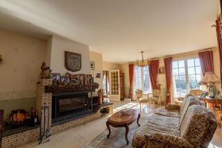  Maison  vendre 10 pices 308 m