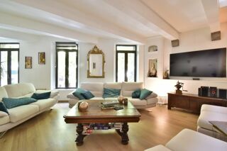  Immeuble à vendre 5 pièces 190 m²