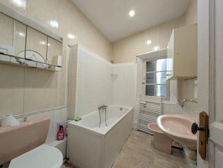  Immeuble � vendre 5 pi�ces 190 m�