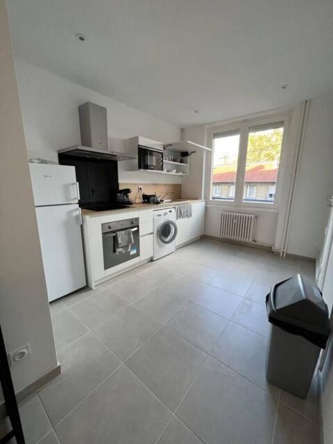  Appartement � louer 4 pi�ces 117 m�