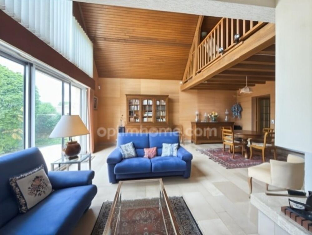 Vente Villa Vallée de Chevreuse. Maison Architecte de 160 /200 m² avec gros potentiel, un garage et un terrain de 596 m² à SAINT CYR SOUS DO Saint cyr sous dourdan