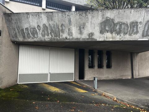  Parking / Garage  louer 5 m