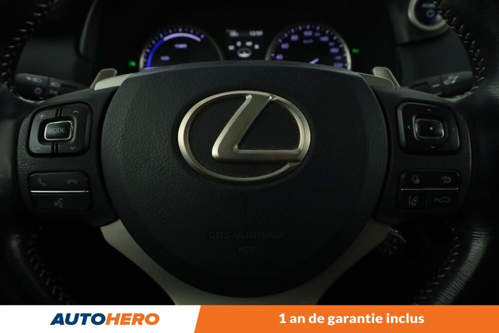 NX 300h Luxe 4WD Auto 197 ch 2018 occasion 92130 Issy-les-Moulineaux